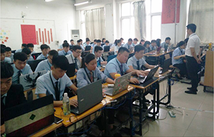 八维教育IT培训学校北京校区学生课堂
